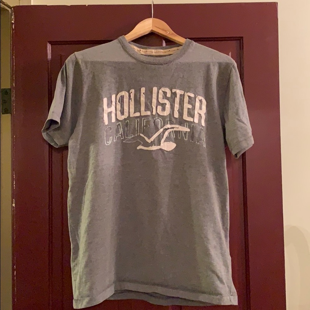 Dark grey Hollister Tee